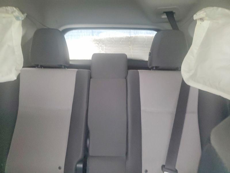 Photo 10 from auction – 2015 TOYOTA RAV4 LE with VIN JTMBFREV3FJ028135