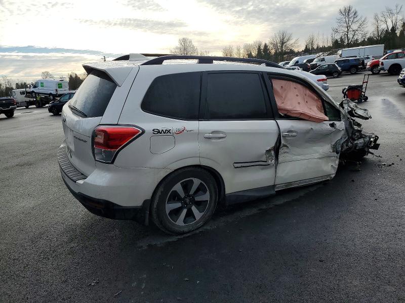 Photo 3 from auction – 2018 SUBARU FORESTER 2 with VIN JF2SJAECXJH464500