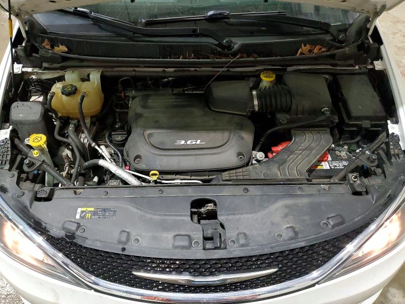 Photo 12 from auction – 2018 CHRYSLER PACIFICA with VIN 2C4RC1BG2JR154179