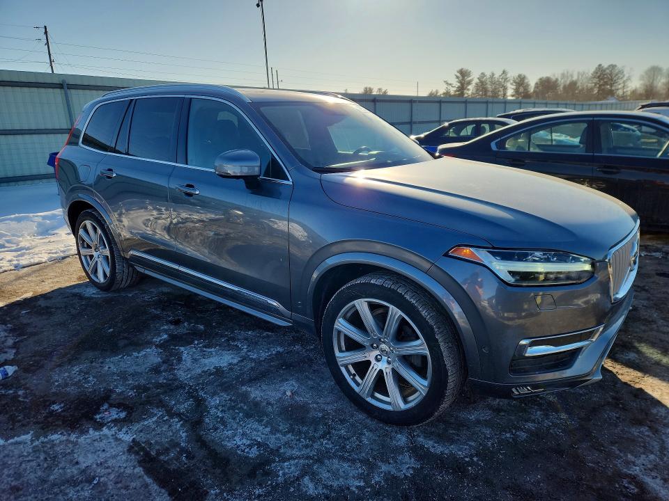 Photo 4 from auction – 2017 VOLVO XC90 with VIN YV4A22PLXH1108249