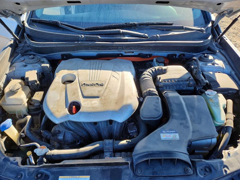 Photo 11 from auction – 2012 HYUNDAI SONATA HYB with VIN KMHEC4A49CA026208