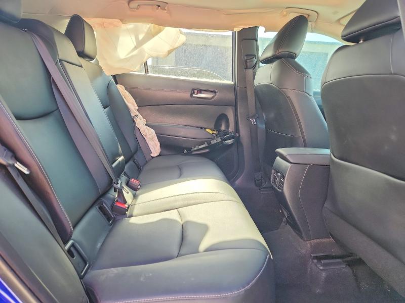 Photo 11 from auction – 2022 TOYOTA COROLLA CROSS with VIN 7MUDAAAG2NV011916