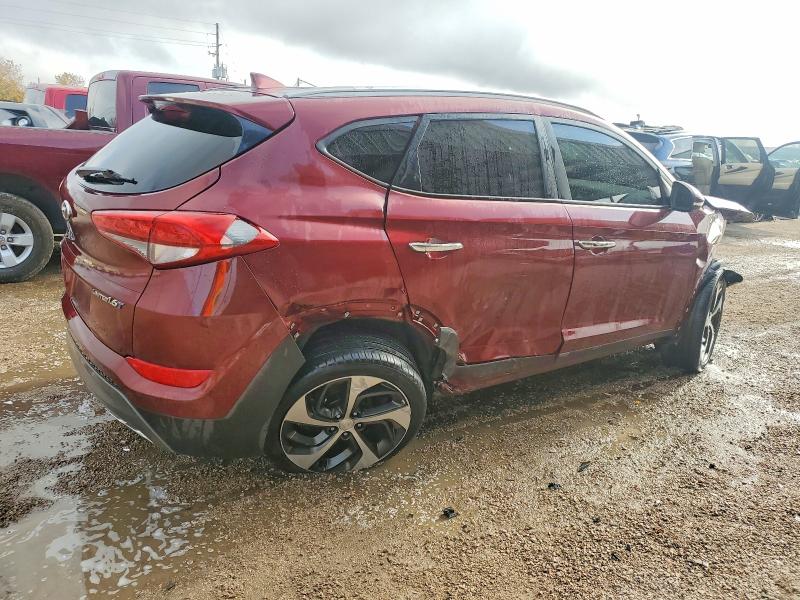 Photo 3 from auction – 2016 HYUNDAI TUCSON LIM with VIN KM8J33A20GU119839