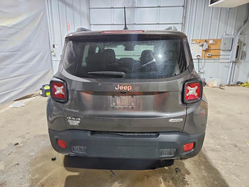 Photo 6 from auction – 2017 JEEP RENEGADE L with VIN ZACCJBBB8HPF67860