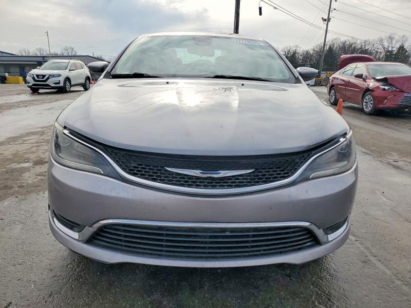 Photo 5 from auction – 2015 CHRYSLER 200 LIMITE with VIN 1C3CCCAB1FN666256