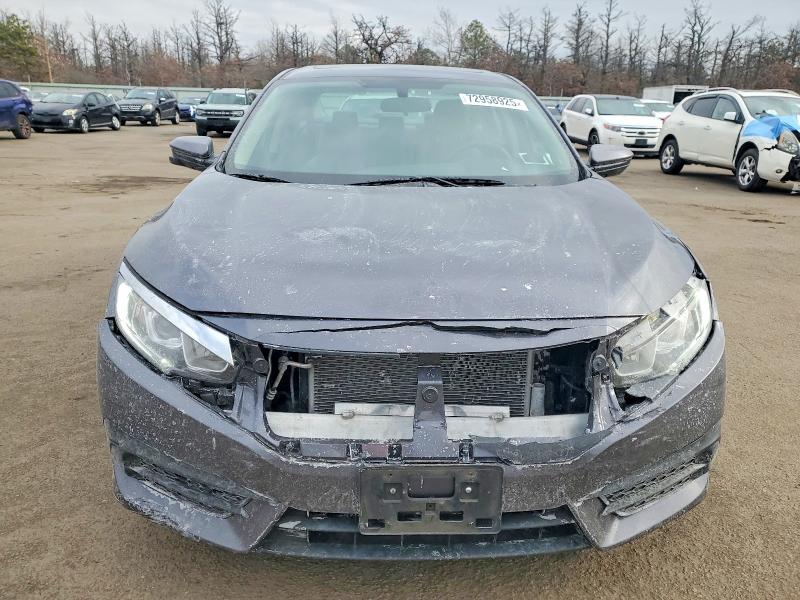 Zdjęcie 5 z aukcji – 2017 HONDA CIVIC EX z VIN 19XFC2F73HE207891