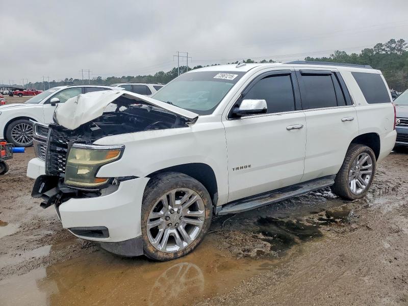CHEVROLET TAHOE 2015 with VIN 1GNSCBKCXFR260288 - Photo from auction
