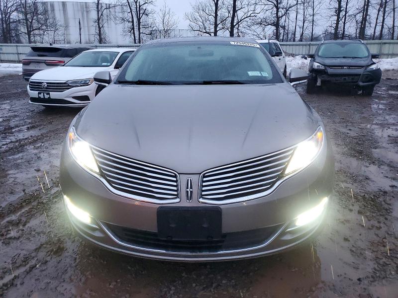 Photo 5 from auction – 2015 LINCOLN MKZ with VIN 3LN6L2J94FR620980