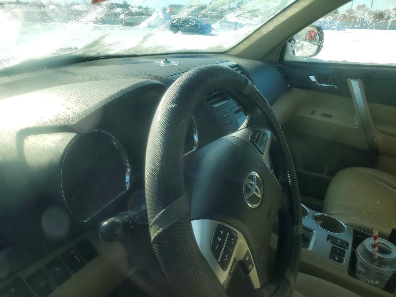 Photo 9 from auction – 2013 TOYOTA HIGHLANDER with VIN JTEBC3EH5D2013204