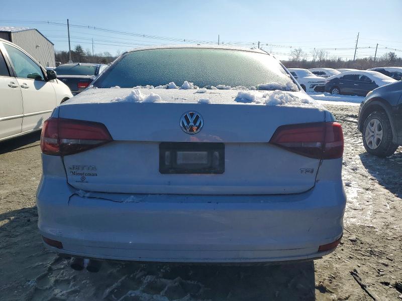 Photo 6 from auction – 2017 VOLKSWAGEN JETTA S with VIN 3VW2B7AJ4HM298447