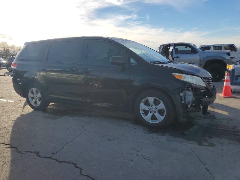 Photo 4 from auction – 2011 TOYOTA SIENNA with VIN 5TDZK3DC5BS175612