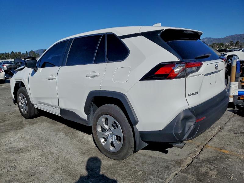 Photo 2 from auction – 2024 TOYOTA RAV4 LE with VIN 2T3H1RFV1RC278679