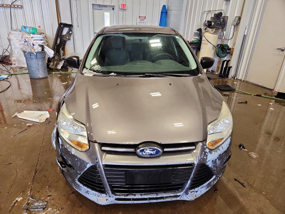 Photo 5 from auction – 2014 FORD FOCUS S with VIN 1FADP3E25EL131493
