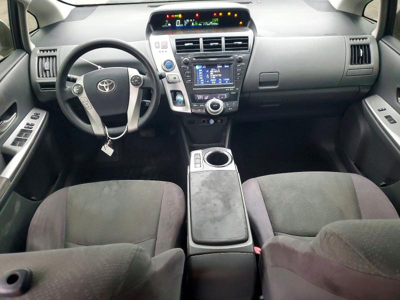 Photo 8 from auction – 2012 TOYOTA PRIUS V with VIN JTDZN3EU5C3175613