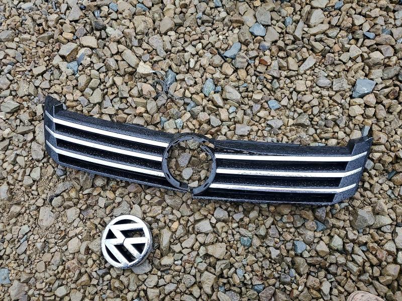 Photo 12 from auction – 2014 VOLKSWAGEN PASSAT S with VIN 1VWAT7A3XEC028128