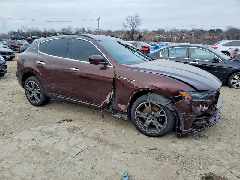 Photo 4 from auction – 2017 MASERATI LEVANTE SP with VIN ZN661XUS6HX234320
