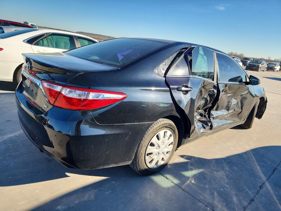 Photo 3 from auction – 2017 TOYOTA CAMRY LE with VIN 4T1BF1FK5HU329489