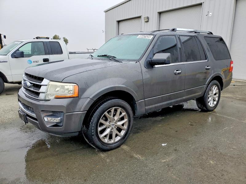 FORD EXPEDITION 2015 with VIN 1FMJU1KT6FEF03304 - Photo from auction