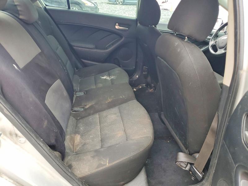 Photo 10 from auction – 2017 KIA FORTE with VIN 3KPFK4A78HE071294