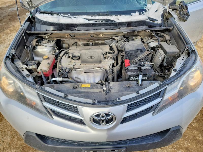 Photo 12 from auction – 2015 TOYOTA RAV4 LE with VIN 2T3BFREV0FW229721