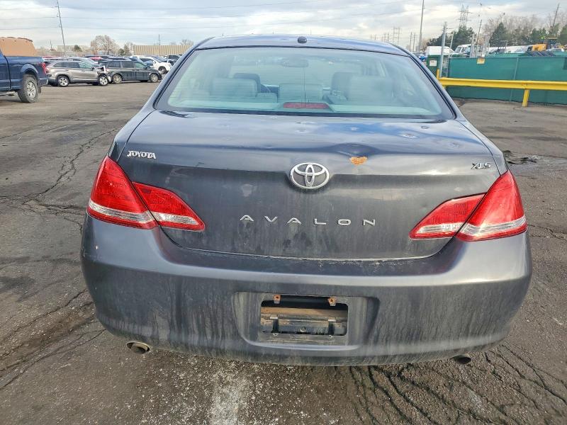 Foto 6 de la subasta – 2010 TOYOTA AVALON con VIN 4T1BK3DB5AU366221
