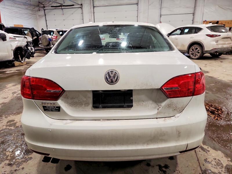 Photo 6 from auction – 2014 VOLKSWAGEN JETTA BASE with VIN 3VW2K7AJ5EM409826