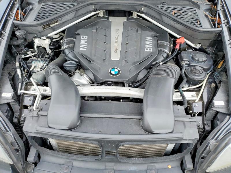 Photo 12 from auction – 2013 BMW X5 XDRIVE5 with VIN 5UXZV8C5XD0C16699