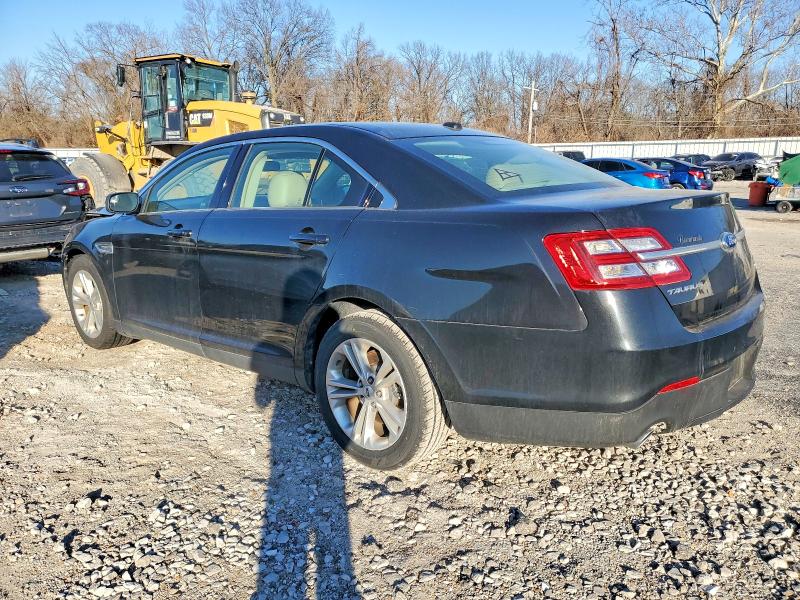 Photo 2 from auction – 2013 FORD TAURUS SEL with VIN 1FAHP2E87DG228752