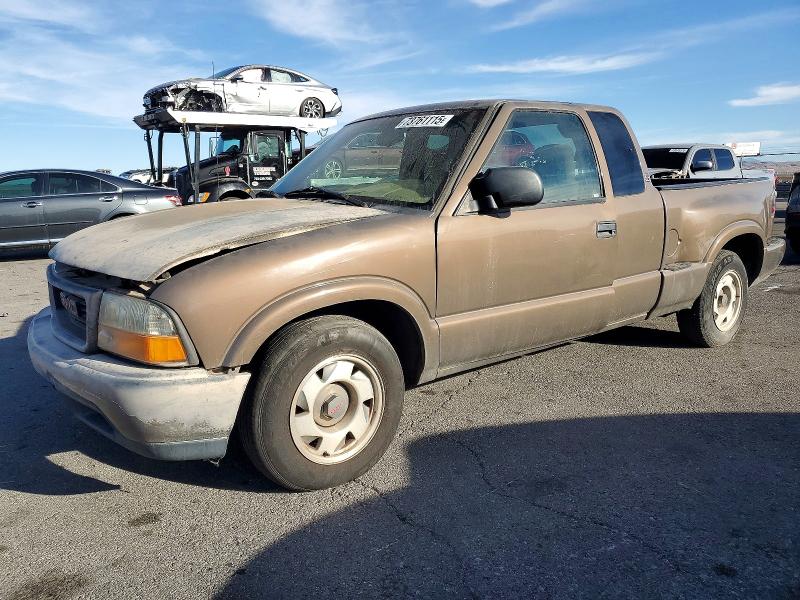 GMC SONOMA 1999 with VIN 1GTCS19X7X8510970 - Photo from auction