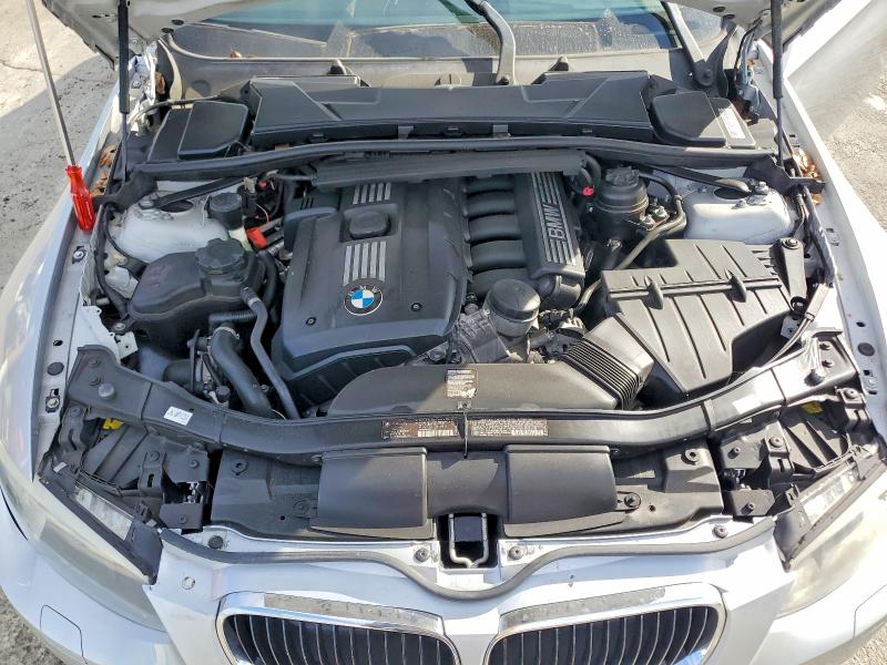 Photo 11 from auction – 2011 BMW 328 I SULE with VIN WBAKE5C59BE754614