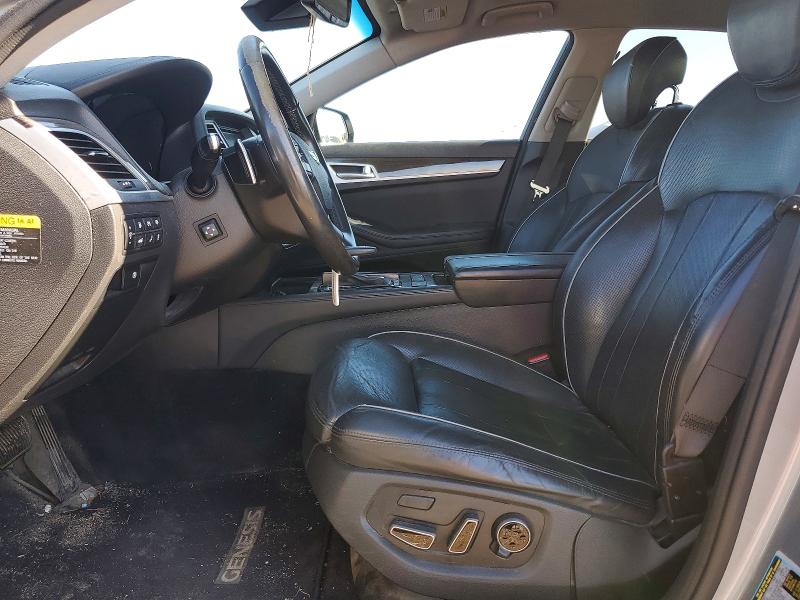 Photo 7 from auction – 2015 HYUNDAI GENESIS 3. with VIN KMHGN4JE3FU054584