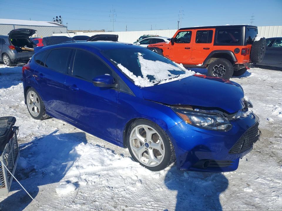 Photo 4 from auction – 2013 FORD FOCUS ST with VIN 1FADP3L9XDL255077