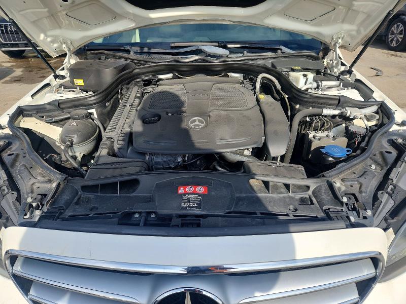 Photo 11 from auction – 2014 MERCEDES-BENZ E 350 with VIN WDDHF5KB9EA814698