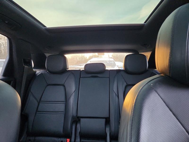 Photo 10 from auction – 2019 PORSCHE CAYENNE with VIN WP1AA2AY5KDA07764