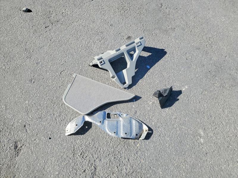 Photo 12 from auction – 2013 TOYOTA PRIUS with VIN JTDKN3DU8D5557451