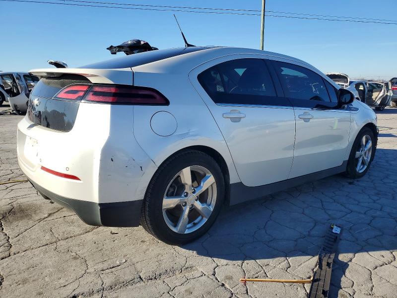 Photo 3 from auction – 2011 CHEVROLET VOLT with VIN 1G1RD6E40BU101456