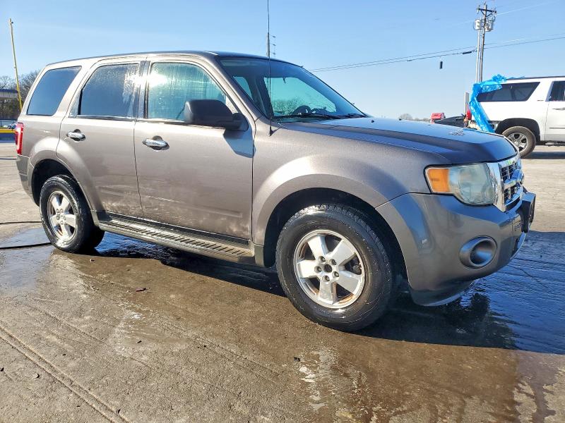 صورة رقم 4 من المزاد - 2009 FORD ESCAPE مع VIN 1FMCU92739KC96757