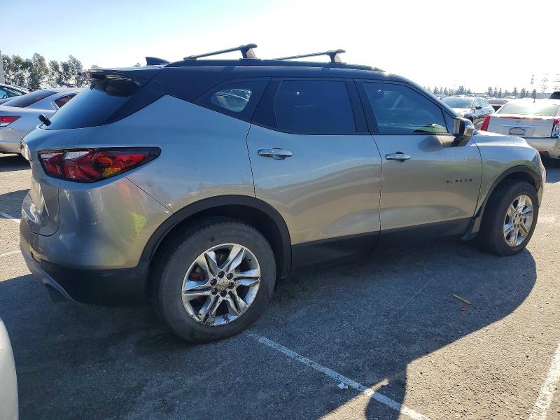 Photo 3 from auction – 2019 CHEVROLET BLAZER 2LT with VIN 3GNKBCRS0KS667565