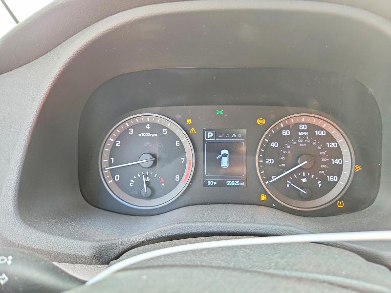 Photo 9 from auction – 2018 HYUNDAI TUCSON with VIN KM8J33A46JU694908