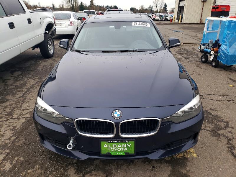 Photo 5 from auction – 2015 BMW 328 with VIN WBA3C1C52FK124928