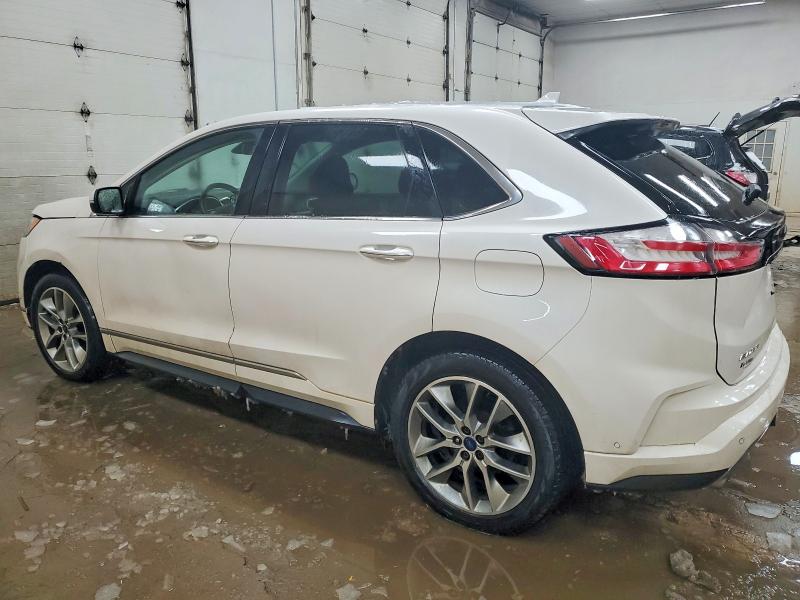 Photo 2 from auction – 2019 FORD EDGE TITAN with VIN 2FMPK4K95KBB83159