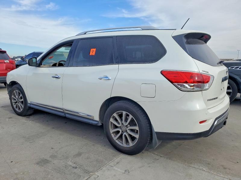 Zdjęcie 2 z aukcji – 2015 NISSAN PATHFINDER z VIN 5N1AR2MN6FC667654