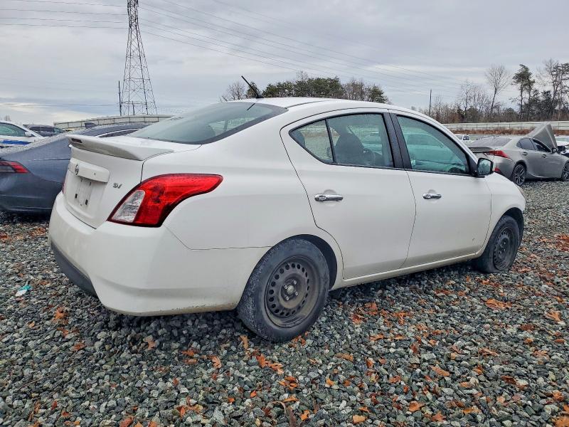 Photo 3 from auction – 2019 NISSAN VERSA S with VIN 3N1CN7AP5KL876381