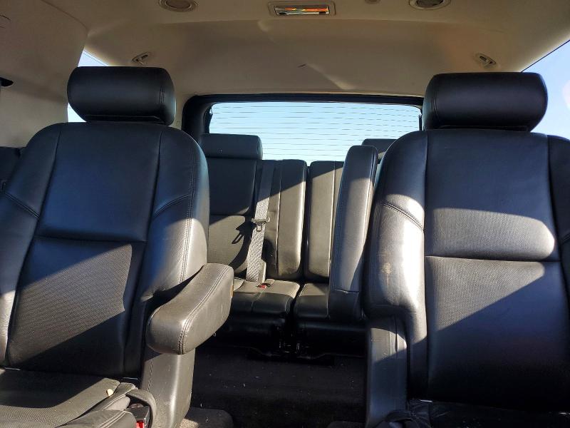 Photo 10 from auction – 2010 CADILLAC ESCALADE L with VIN 1GYUKBEF6AR153140