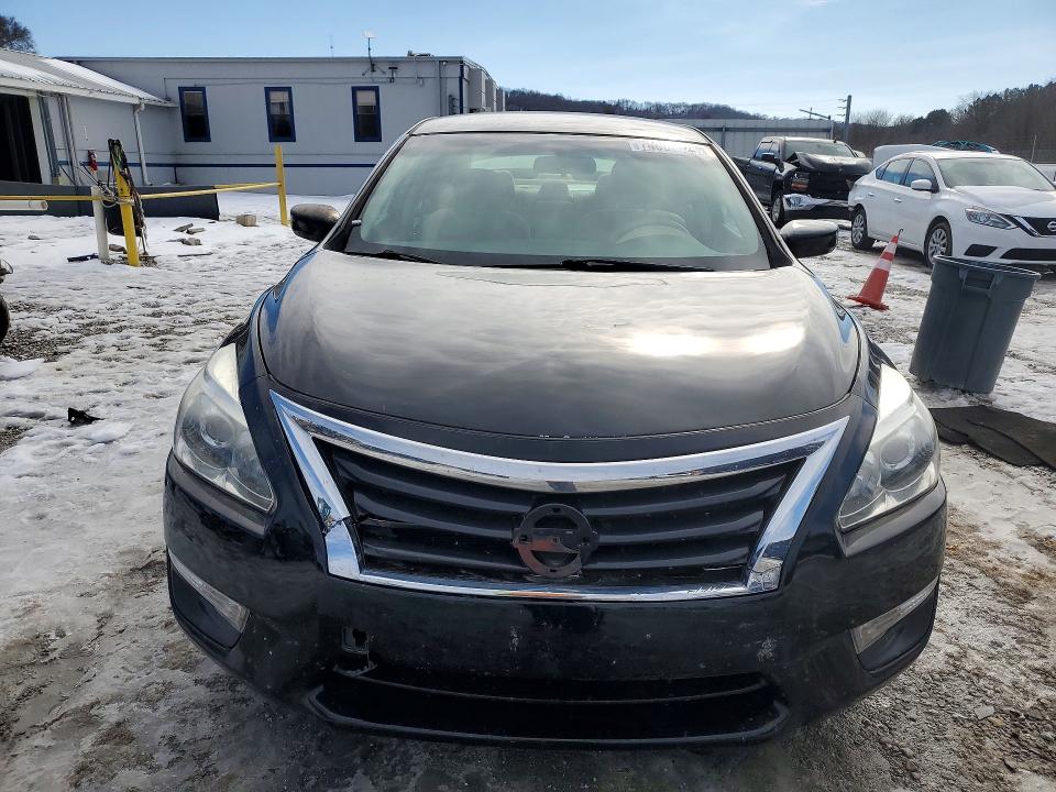 Photo 5 from auction – 2015 NISS ALTIMA with VIN 1N4AL3APXFN872986