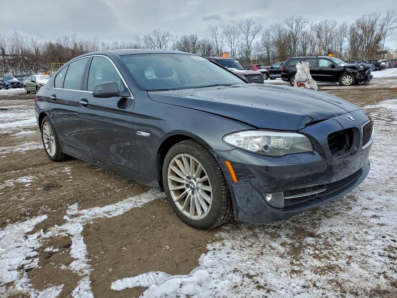 صورة رقم 4 من المزاد - 2013 BMW 535 XI مع VIN WBAFU7C57DDU68575