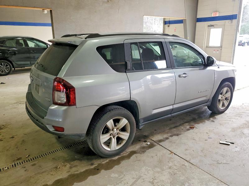 Photo 3 from auction – 2015 JEEP COMPASS LA with VIN 1C4NJDEB4FD324090