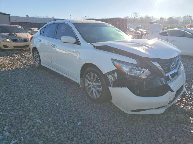 Photo 4 from auction – 2017 NISSAN ALTIMA with VIN 1N4AL3AP1HC273568