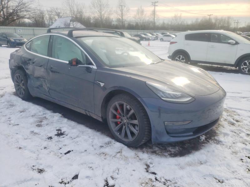 Photo 4 from auction – 2018 TESLA MODEL 3 with VIN 5YJ3E1EB5JF074385