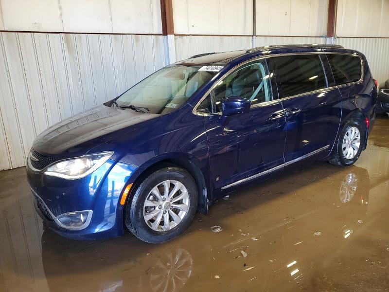 CHRYSLER PACIFICA T 2018 with VIN 2C4RC1EG8JR108562 - Photo from auction